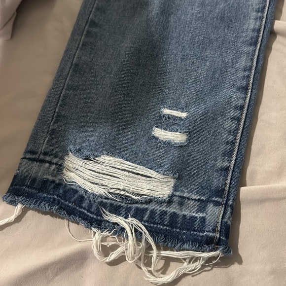 Flying Monkey NWT High Waisted Ankle Cropped Jeans Distressed Size 30 - Picture 5 of 6